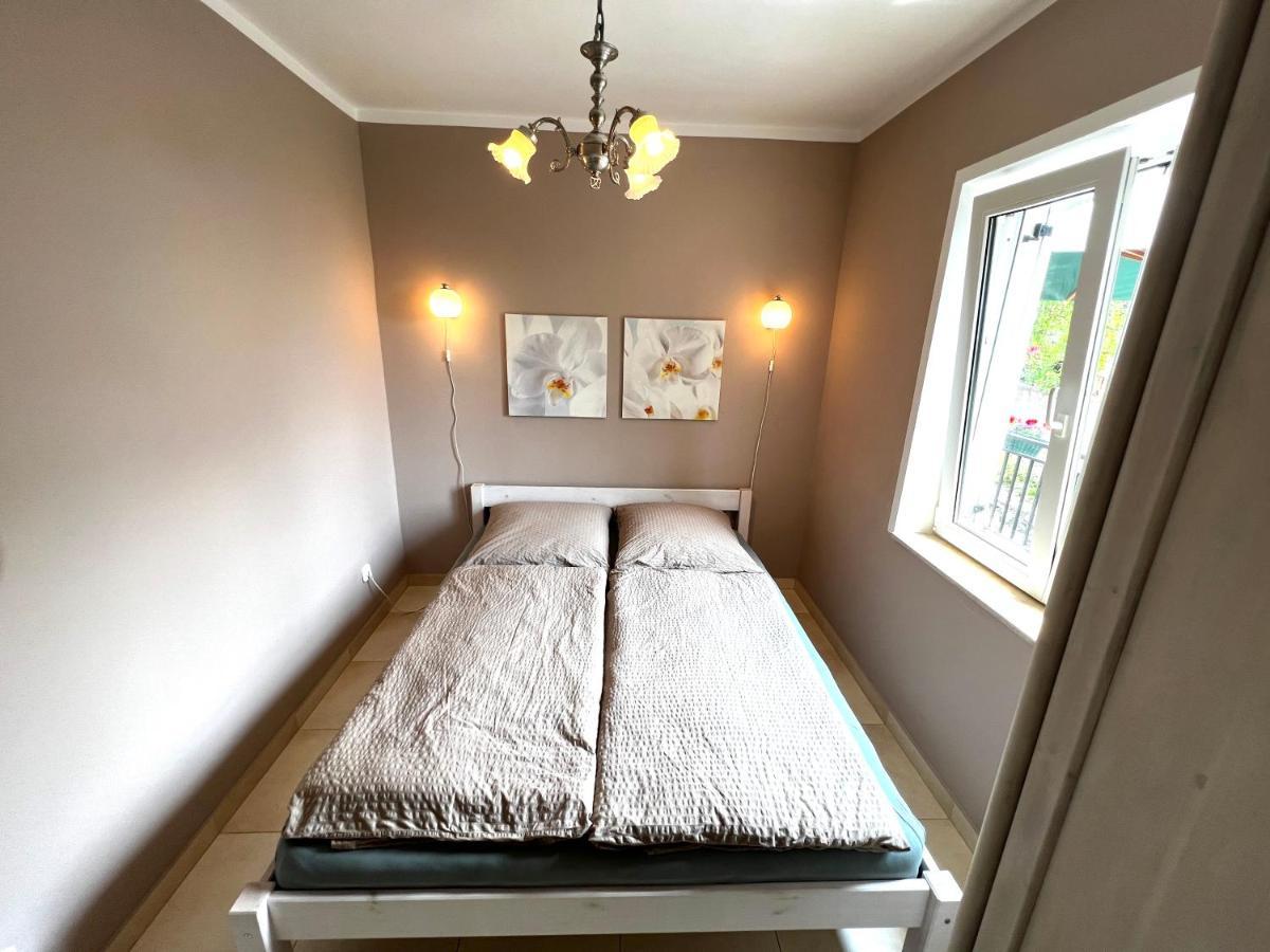 Apartments Ruzic Нивице Екстериор снимка