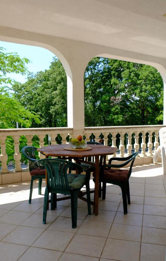 Apartments Ruzic Нивице Екстериор снимка